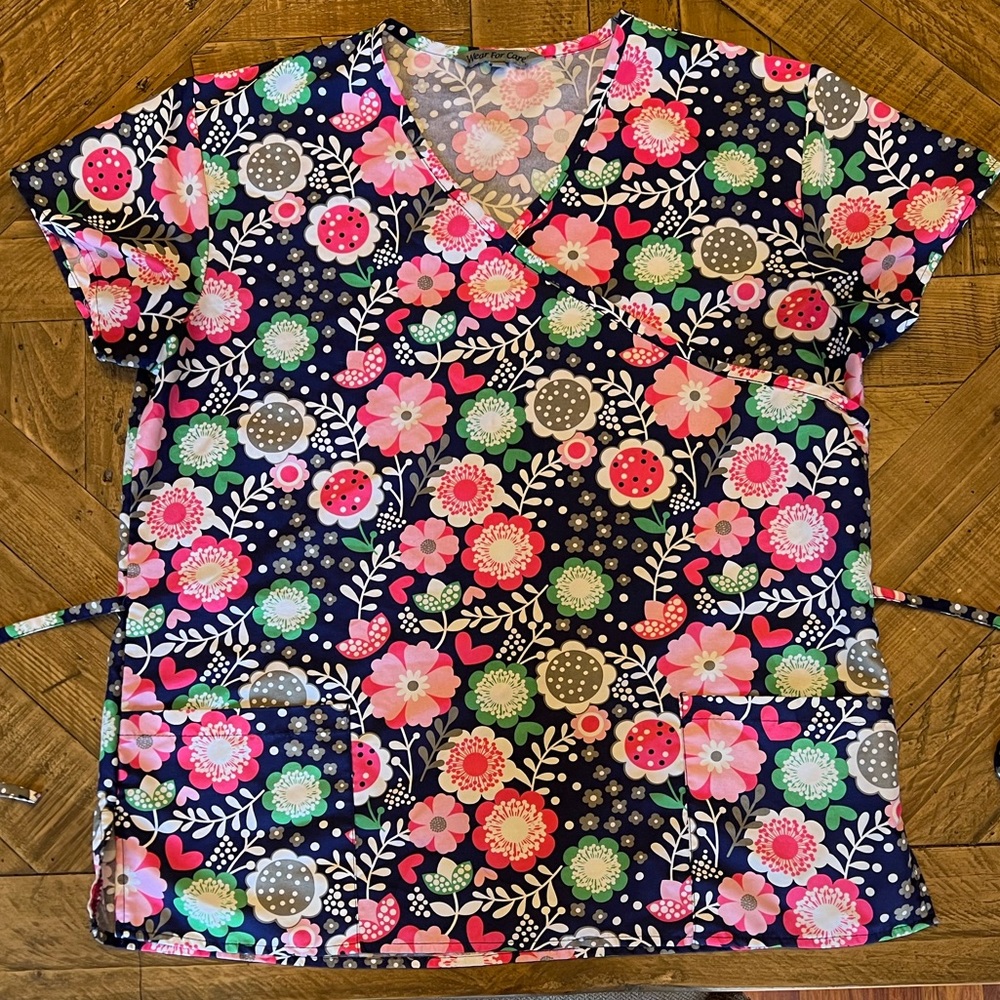 Wear For Care Women’s Scrub Top Floral Bright Colors